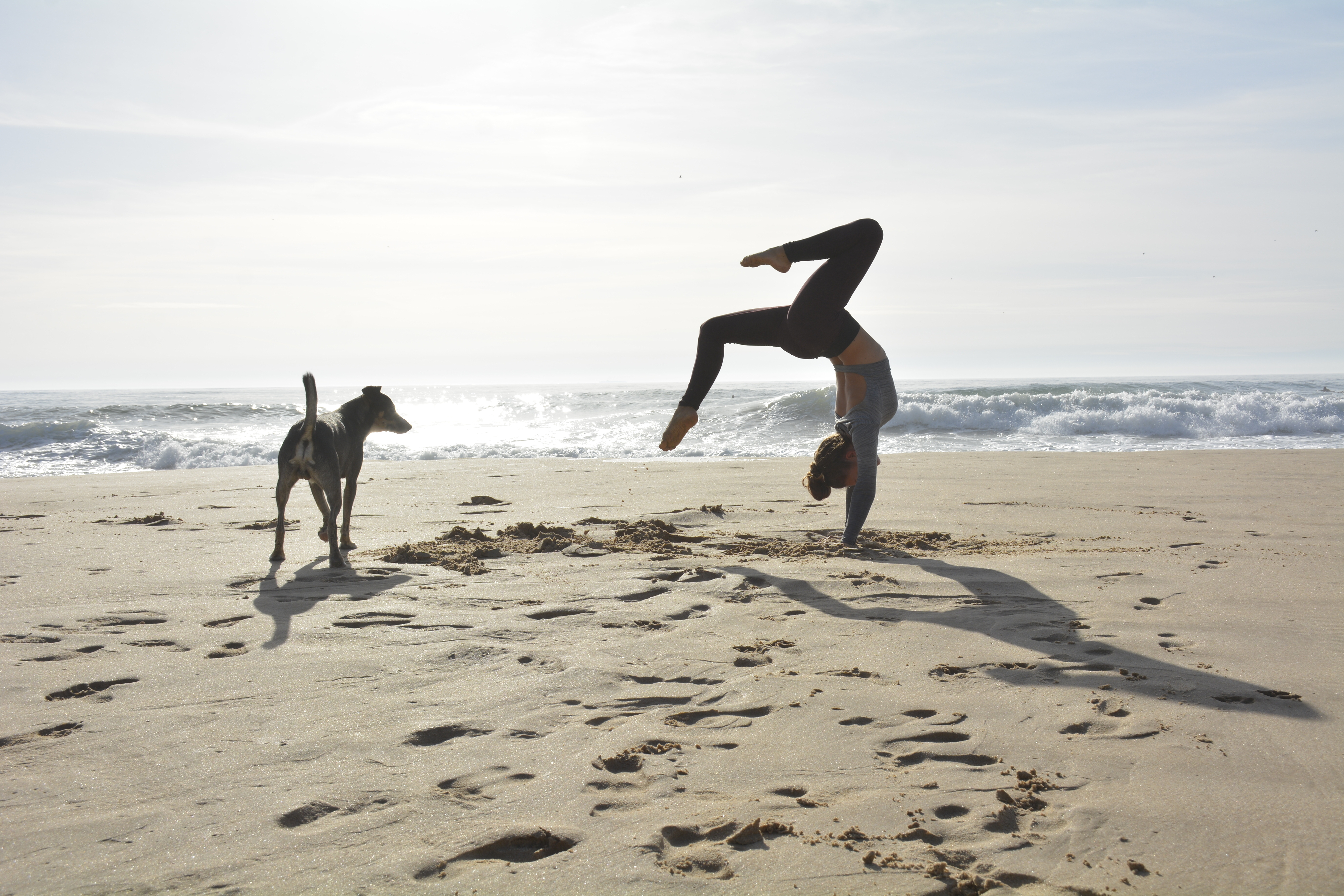 Lisbon upside down – Jogging is out – to handstand is in!